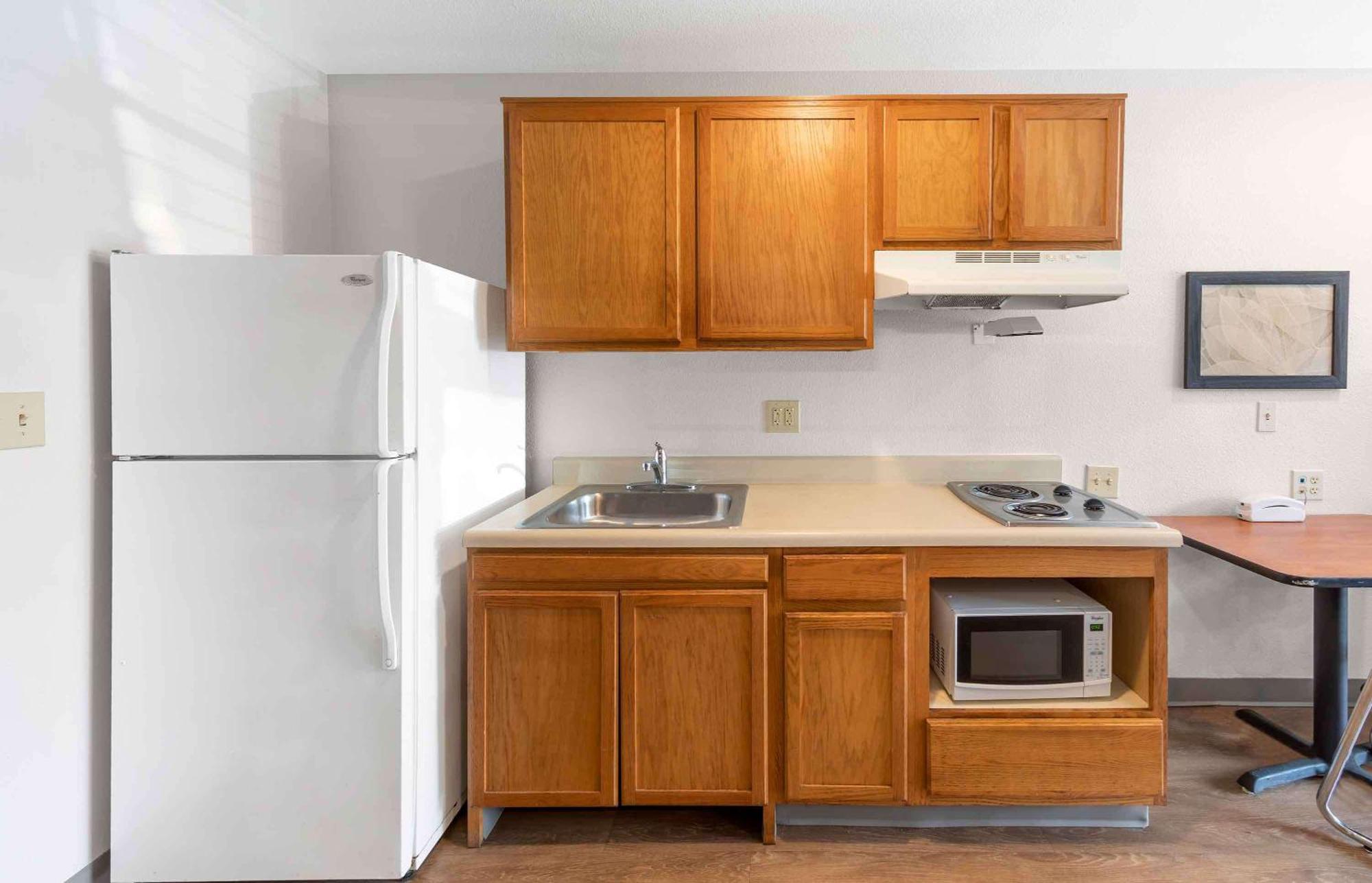 Extended Stay America Select Suites - Спрингдейл Экстерьер фото