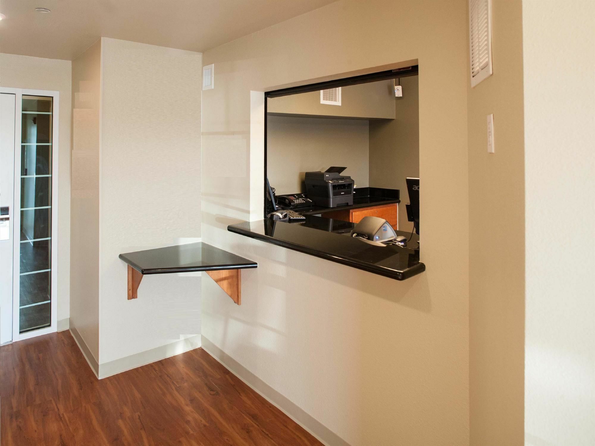 Extended Stay America Select Suites - Спрингдейл Экстерьер фото